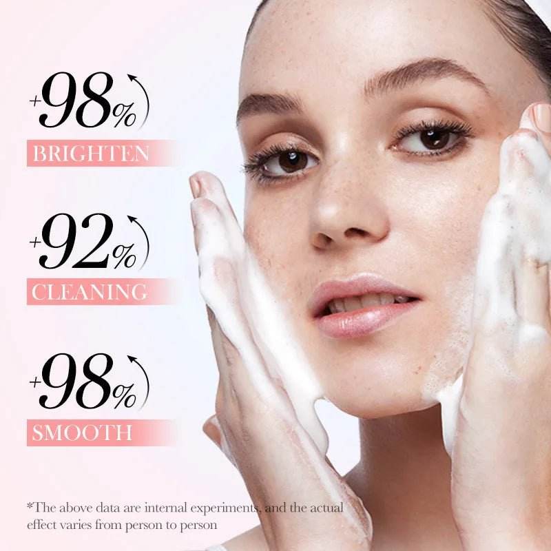 Nettoyant visage moussant à la vitamine C et au Q10, - Afrotix