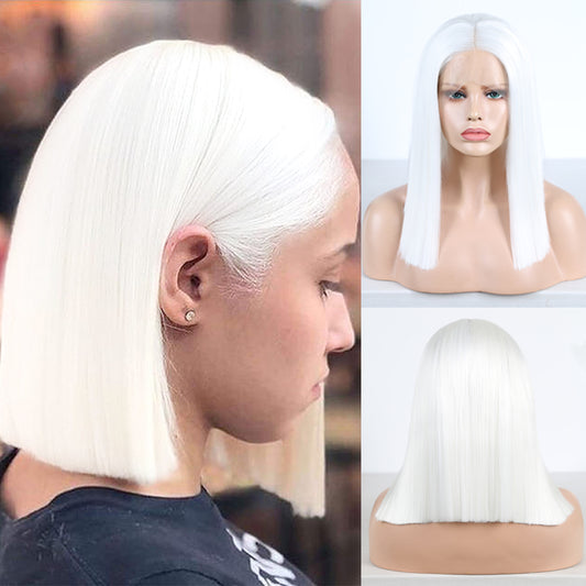 Pelucas cortas blancas estilo bob con encaje y pelo de bebé