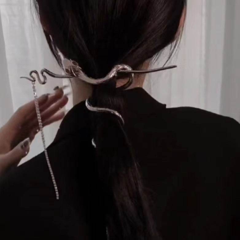 Copper Alloy Hair Accessories Snake Winding And Cool - Afrotix