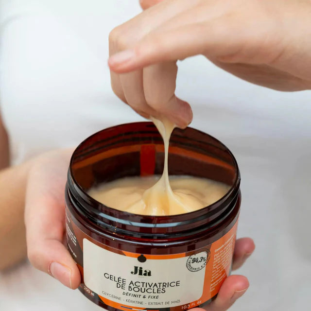 Gelée Activatrice de Boucles :DÉFINIT ET FIXE LES BOUCLES DURABLEMENT SANS LES ALOURDIR  - 250ml - Afrotix #